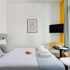 Des Poissonniers Apartamento