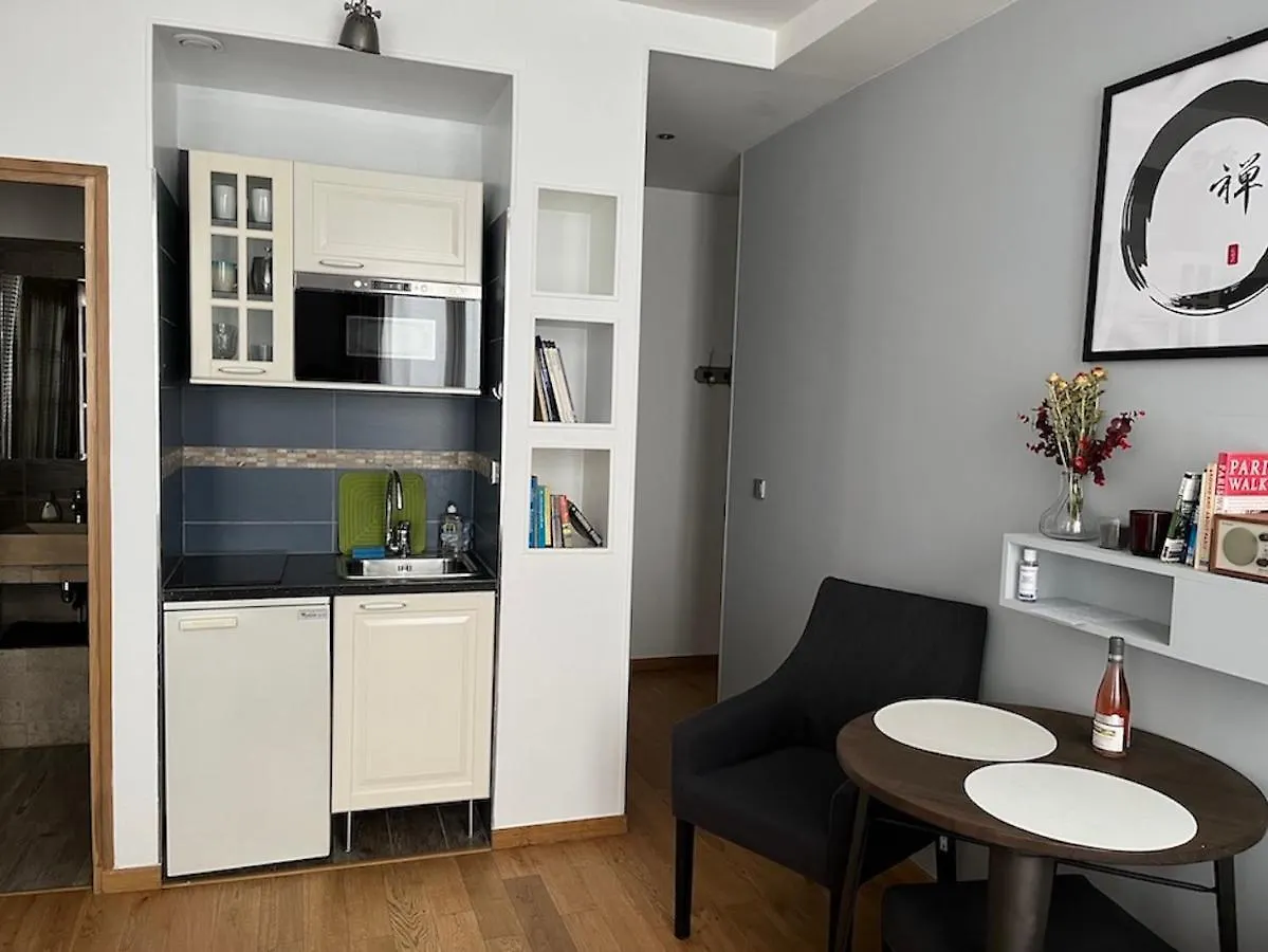 Maisonzen Paryż Francja